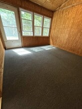 Building Photo - 119 Lucas Dr