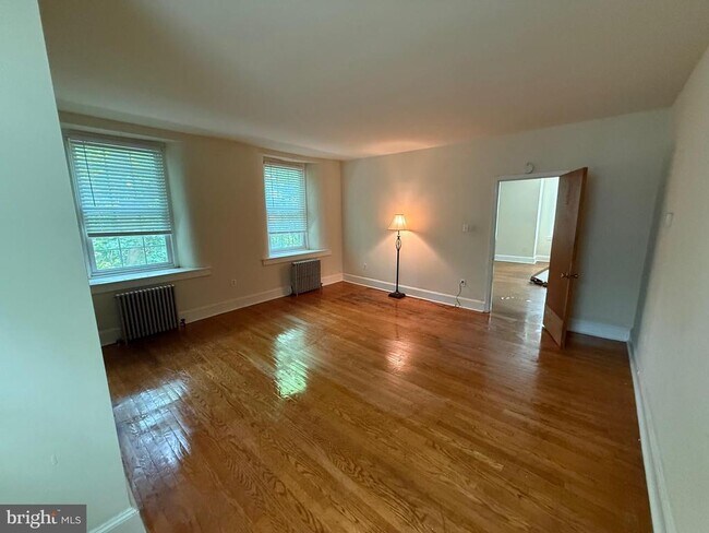 Foto del edificio - 72 Park Ln