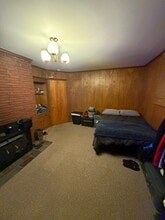 Building Photo - 11914 Queen St