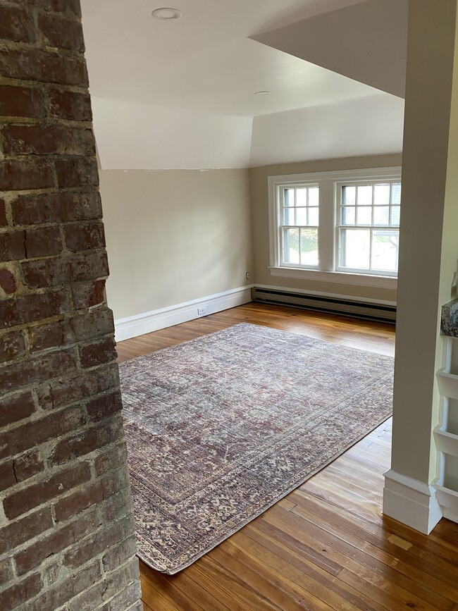 Living Room open floor plan - 811 Market St