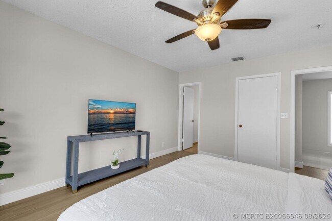 Foto del edificio - 600 N Ocean Blvd