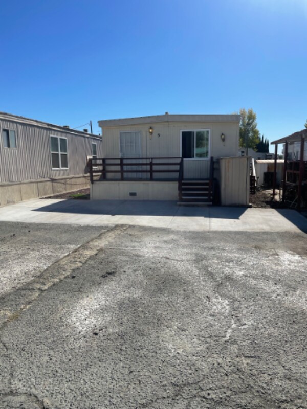 Foto principal - 5625 Sandmound Blvd