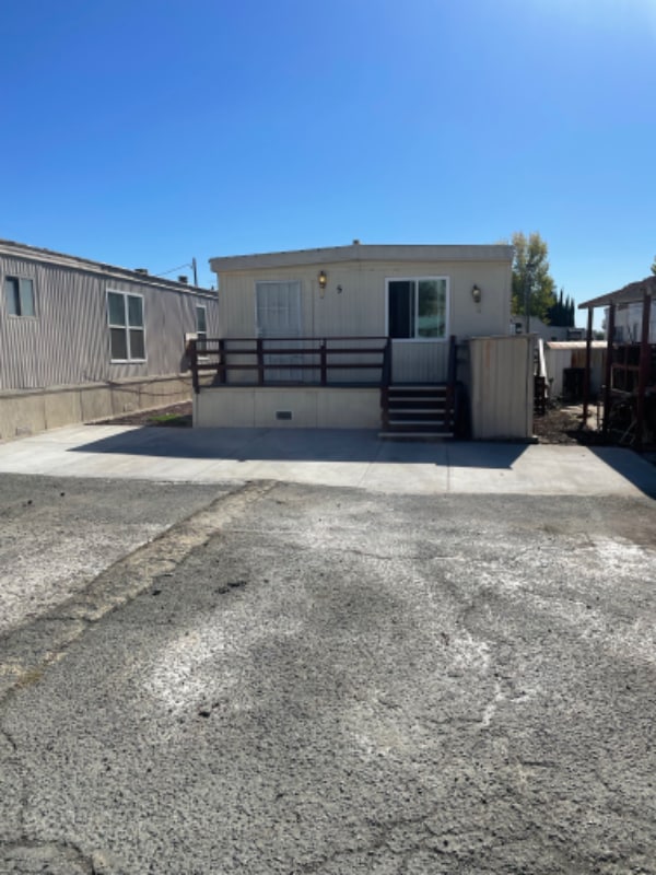 Building Photo - 5625 Sandmound Blvd