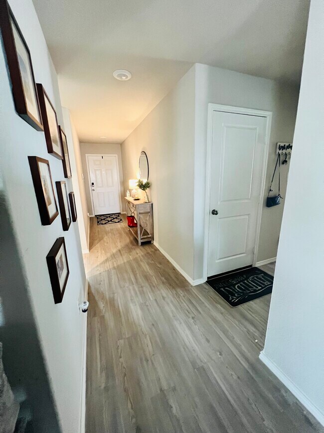 Building Photo - 5356 Forbs Ln