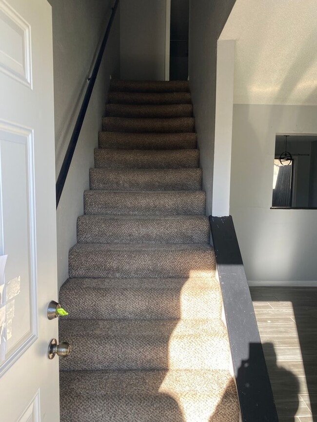 Building Photo - 4165 W Bethany Dr