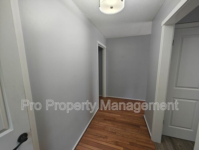 Building Photo - 351 Heritage Village