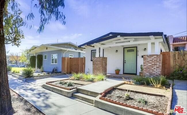 Foto del edificio - 619 S Louise St