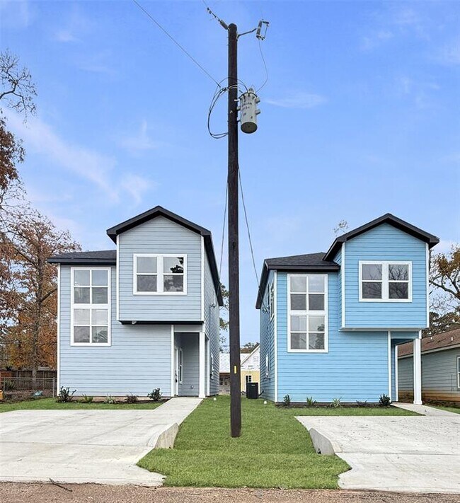 Foto del edificio - 16366 Eastchase St