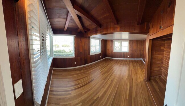 Foto del edificio - !!! OPEN HOUSE !!! - Every Sunday and Wednesday from 3:00pm to 7:00pm