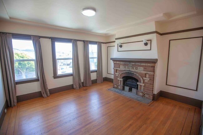 Photo - 1832-1832 San Jose Avenue Apartment