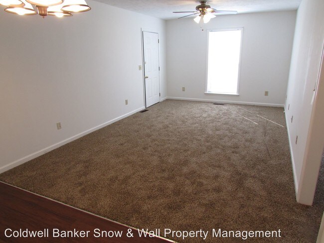 Building Photo - 3432 Meadow Ct