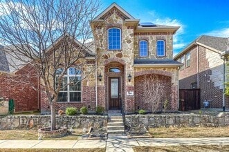 Building Photo - 7119 Isle Royale Ln