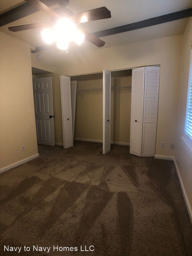 Building Photo - 2 br, 2 bath House - 2233 Astor St Venezia 1