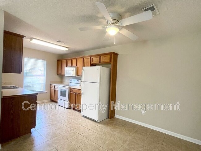 Building Photo - 506 Seays Crest Dr