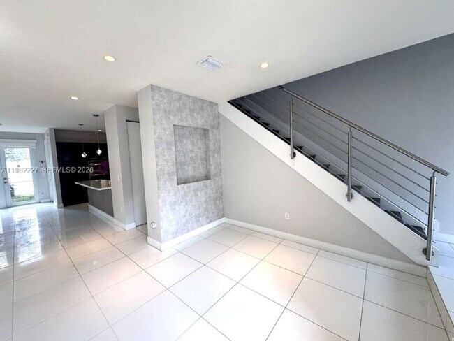 Foto del edificio - 6458 NW 103rd Psge