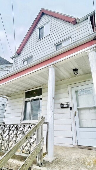 Building Photo - 3915 Portman Ave