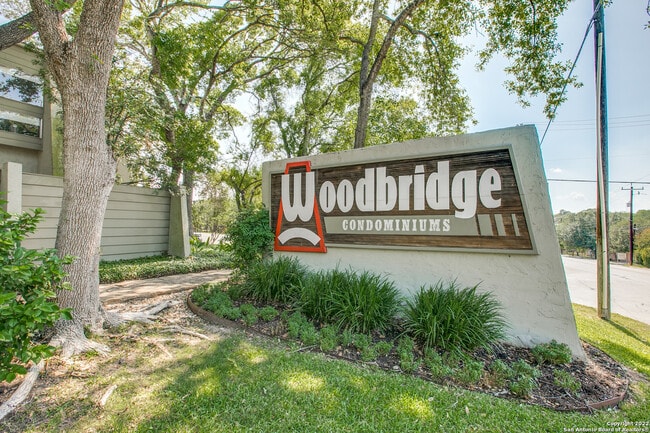 Building Photo - 3102 Eisenhauer Rd