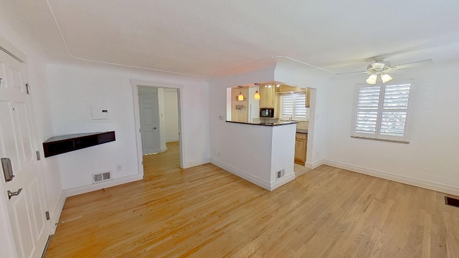 Photo - 245 S Pennsylvania St Apartment