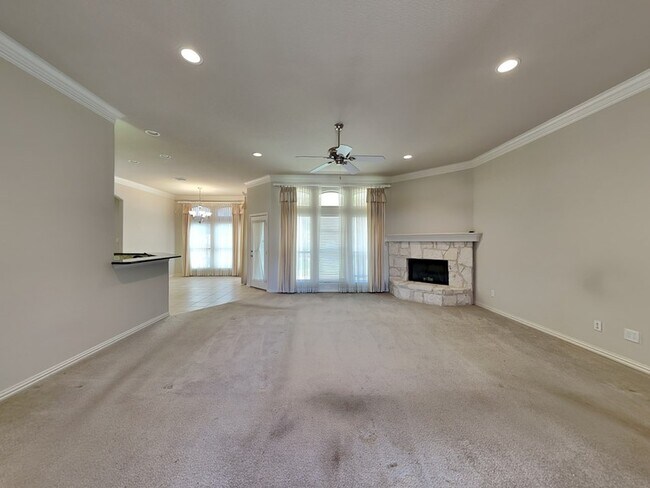 Foto del edificio - 1026 Belmont Dr
