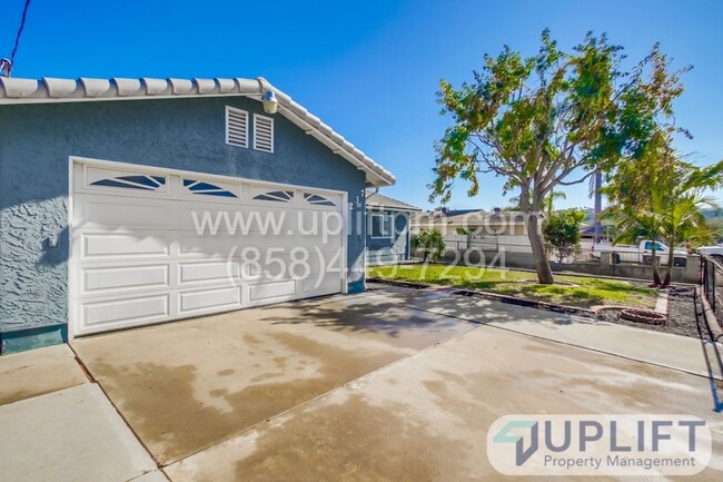 Building Photo - 6BD/3BA Beautiful home in Chula Vista