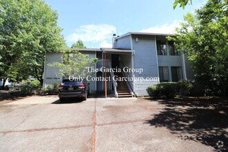 Building Photo - 10632 SW 49th Ave