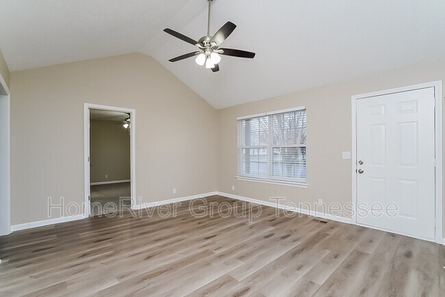 Building Photo - 2619 Lincoya Dr