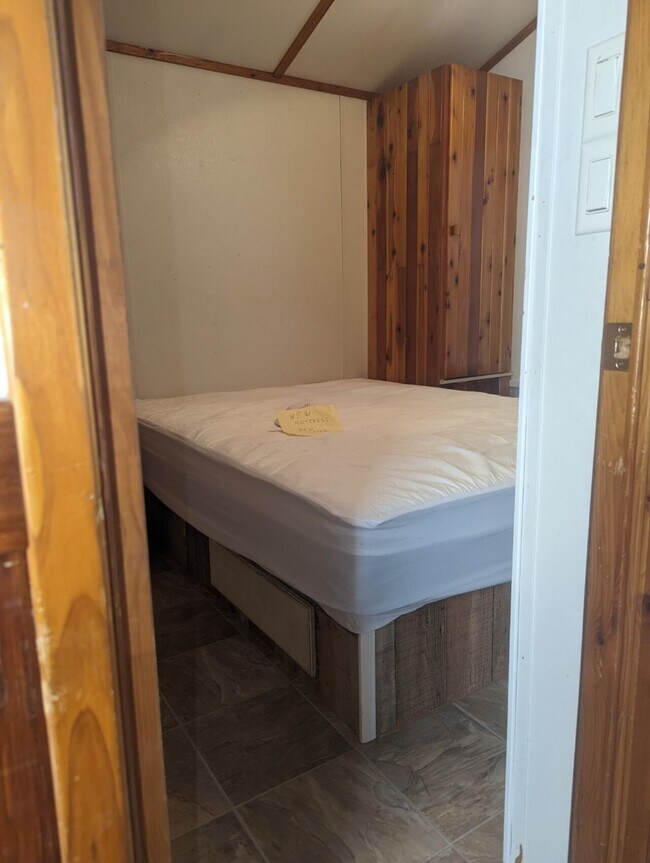 Foto del edificio - 216 Old Coach Ln Unit B