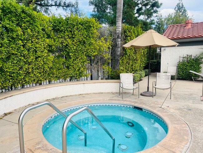 Building Photo - 19225 Index St