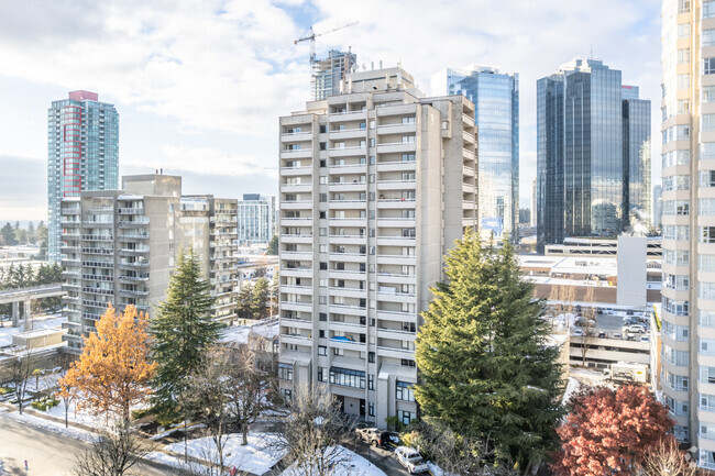 Photo du bâtiment - Bonsor Apartments