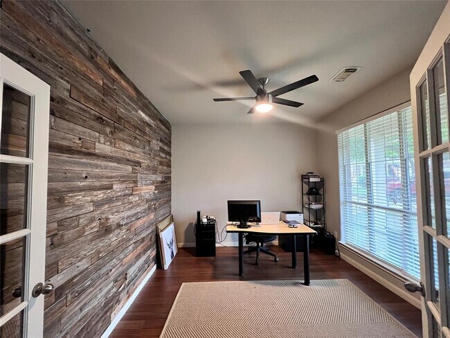 Foto del edificio - 3604 Pine Needle Cir
