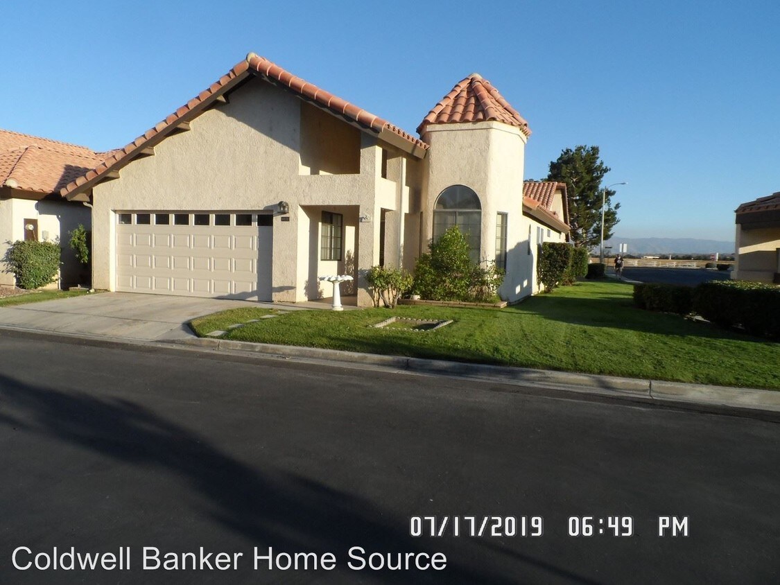 Primary Photo - 2 br, 2 bath House - 19237 Palm Way