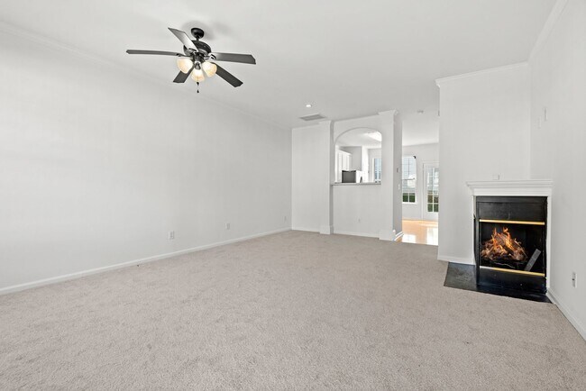 Foto del edificio - Gorgeous 2Bed/2.5 Bath in Desirable Raleig...