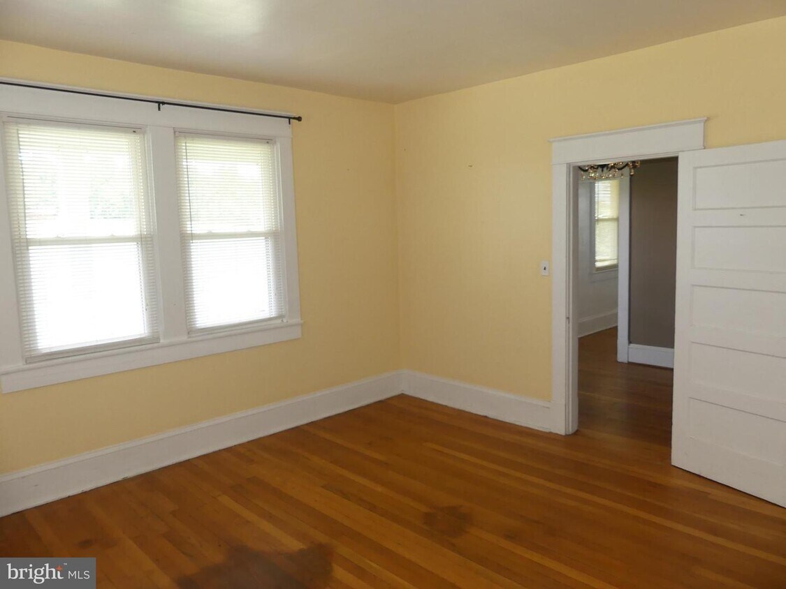 Foto principal - 792 Willis Rd