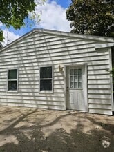 Building Photo - 152 Crim St