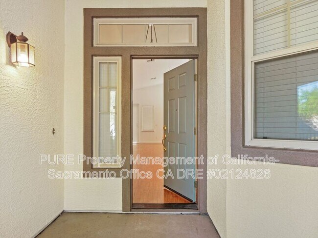 Building Photo - 1732 Bamboo St
