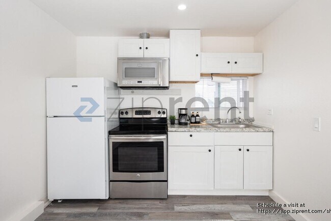 Foto del edificio - 4344 Keeler Ave