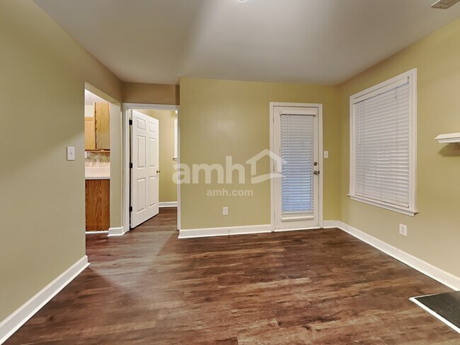 Foto del edificio - 3812 Lodgepole Ln