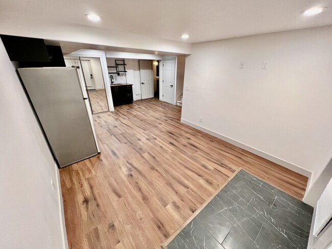 Building Photo - 10992 S Maple Farms Ln
