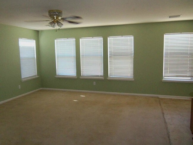Foto del edificio - 17115 Burrowdale Ct