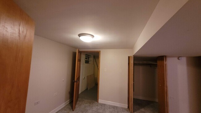 Front Door to Unit - 2717 W Rascher Ave