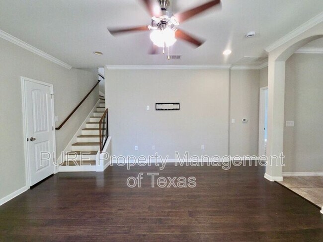 Foto del edificio - 13400 Briarwick Dr