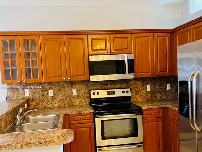 Foto del edificio - 20125 NW 78th Pl