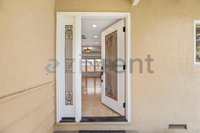 Building Photo - 3207 Forbes Ave