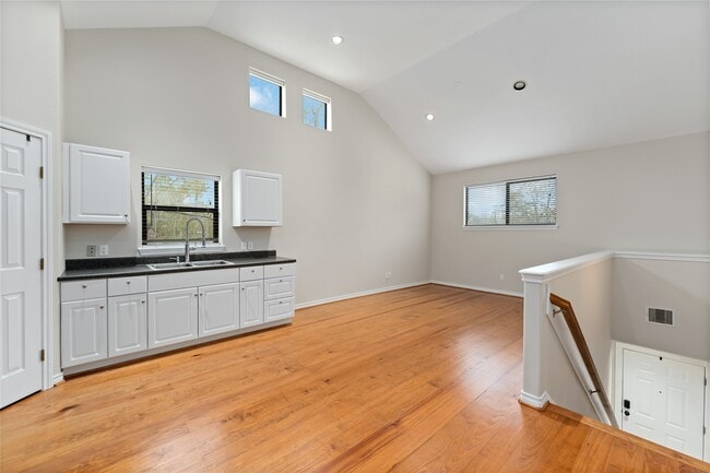 Building Photo - 24527 Appian Ridge