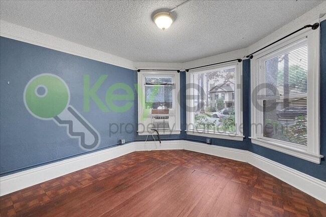 Building Photo - 1827 T St