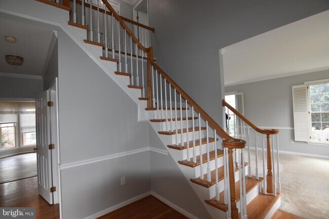 Foto del edificio - 5605 Jarist Dr