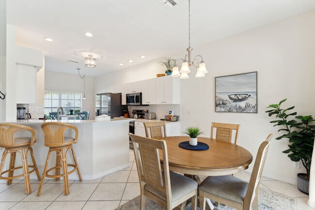 Building Photo - 8036 Belmont Ct