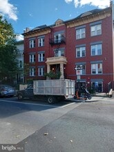 Building Photo - 610 Irving St NW