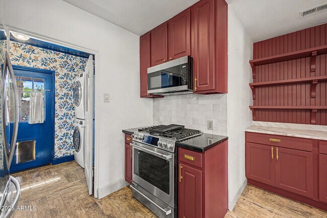Foto del edificio - 1333 E Monte Vista Rd