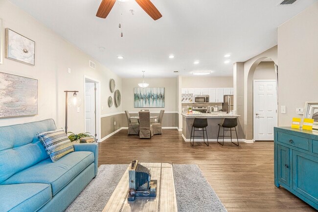 Interior Photo - Oaks at Normandy Apartments